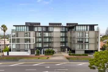 301/236  Kepa Road , Mission Bay