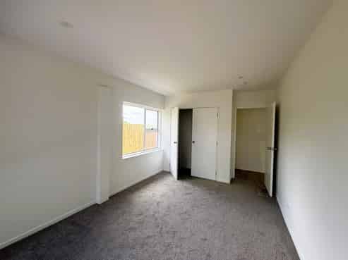 1570 Dairy Flat Highway, Dairy Flat