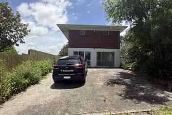 1570 Dairy Flat Highway, Dairy Flat