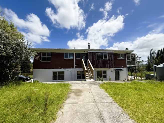 1570 Dairy Flat Highway, Dairy Flat