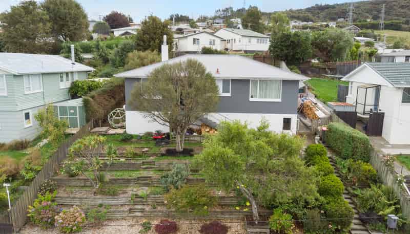 6 Hanlon Street, Halfway Bush