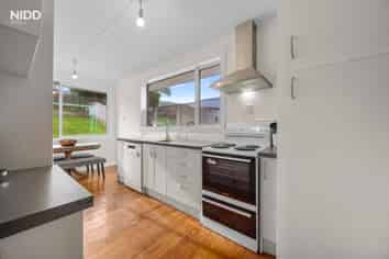 6 Hanlon Street, Halfway Bush