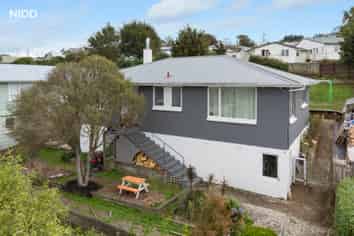 6 Hanlon Street, Halfway Bush