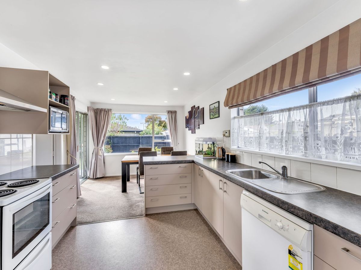 20 Four Elms Place, Parklands, Christchurch City, Canterbury - Photo 3