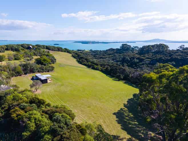 235 Church Bay Road, Oneroa