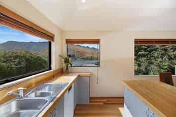37 Larch Hill Place, Queenstown