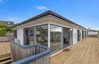 29 Gledstane Road, Stanmore Bay