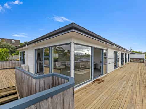 29 Gledstane Road, Stanmore Bay
