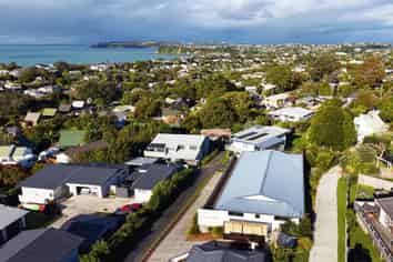 29 Gledstane Road, Stanmore Bay