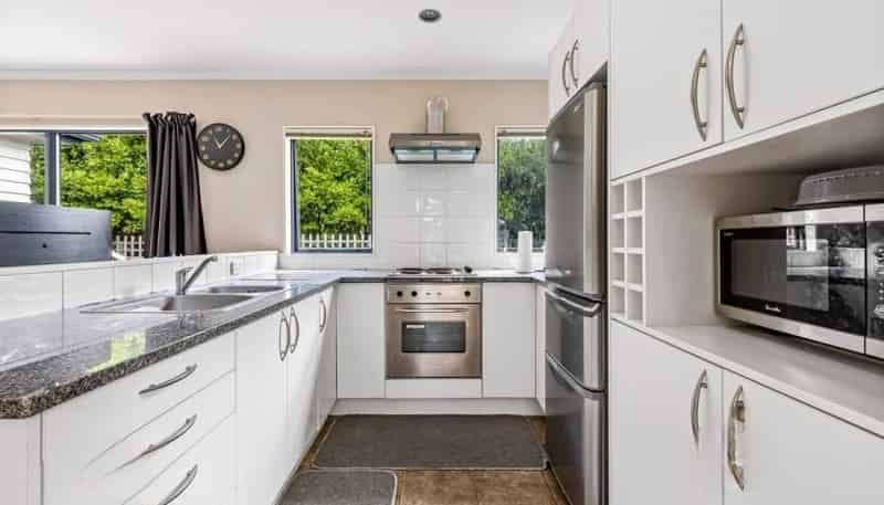 71A Kemp Road, Massey