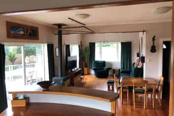 71 Shaw Road, Oratia