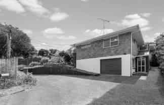 122 Whanagaparoa Road, Red Beach