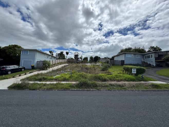 35 Cardiff Road, Pakuranga