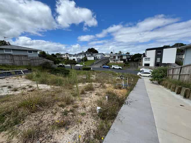 35 Cardiff Road, Pakuranga