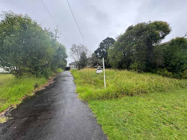 11 & 13 Toru Street, Te Atatu Peninsula