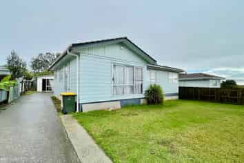 9 Yearsley Place, Manurewa