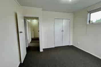 9 Yearsley Place, Manurewa