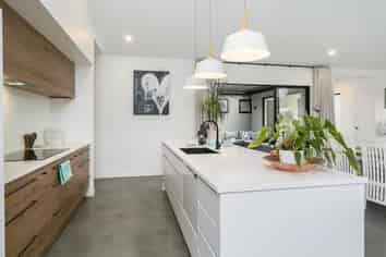 5 Alan Livingston Drive, Cambridge