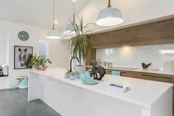 5 Alan Livingston Drive, Cambridge