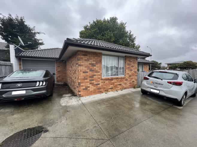70 Browns Road, Manurewa