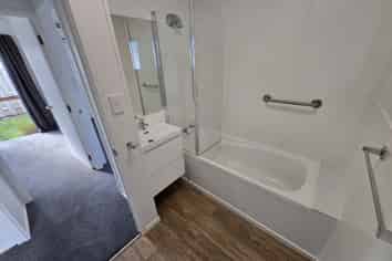 1/74 La Trobe Street, Pakuranga