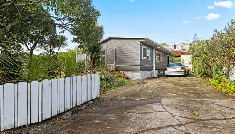  Stottholm Road, Titirangi