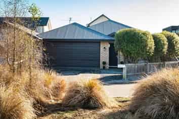 4 Annies Lane, Aidanfield