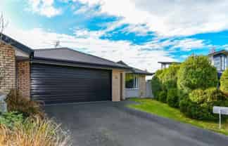 4 Annies Lane, Aidanfield