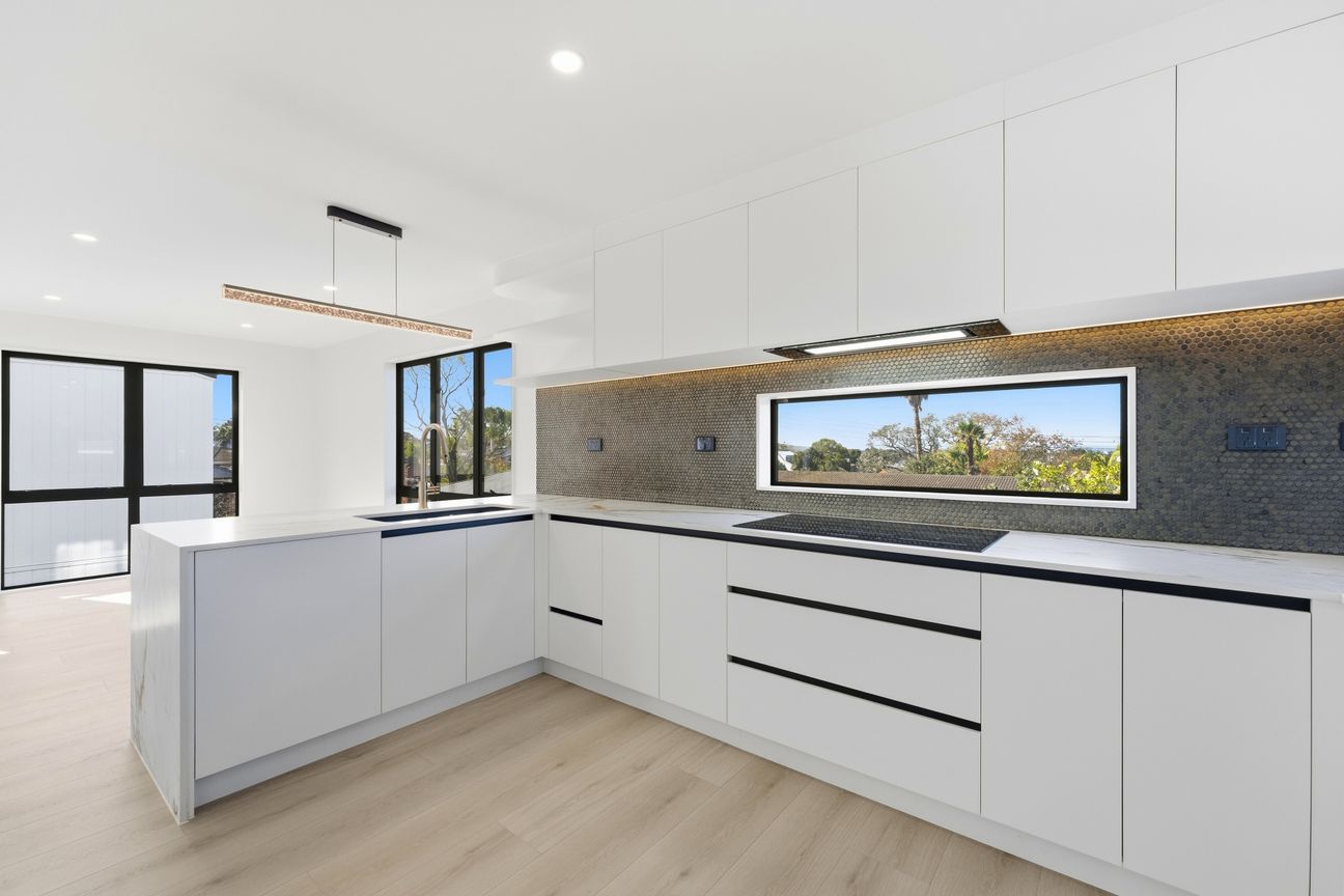 Modern Standalone Living in the Heart of Milford - Aanzicht 2