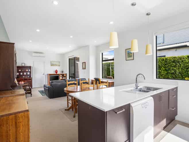 45 Apirana Avenue, Glen Innes