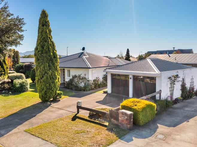 6 Westhaven Place, Redwoodtown