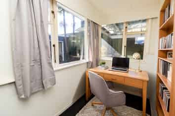 4 Cruickshank Cresent, Clouston Park