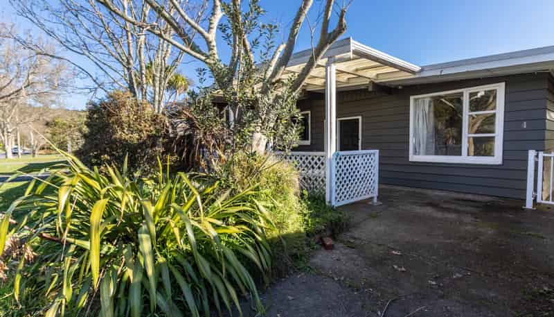 4 Cruickshank Cresent, Clouston Park