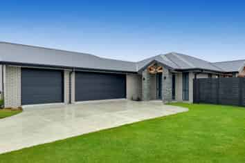 39 Ebenezer Dr, Lincoln