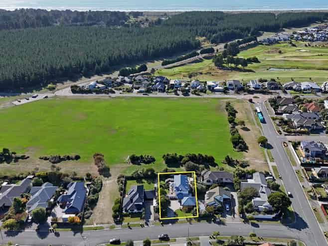 73 Forest Drive, Parklands