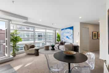 E1304/160 Victoria Street, Te Aro