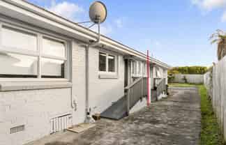 2/12A Middlemore Road, Otahuhu