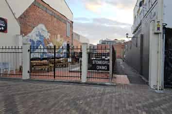 Inimitable opportunity