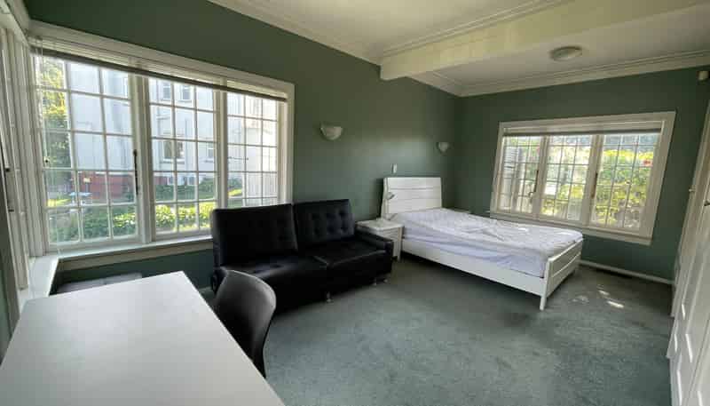 Room 4/27 Pitt Street, North Dunedin