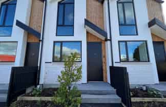 2/14 Rutherford Street, Woolston