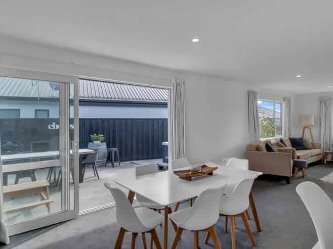 14 Miskell Street, Pegasus