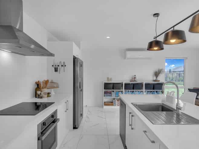 14 Miskell Street, Pegasus