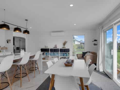 14 Miskell Street, Pegasus