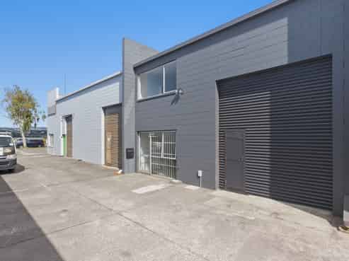 Entry-level investment unit