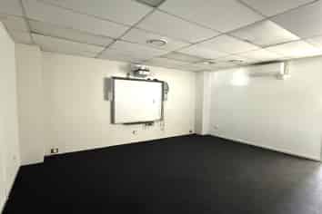 HIGH PROFILE OFFICE SPACE IN BROWNS BAY
