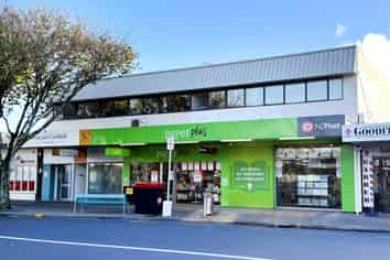 HIGH PROFILE OFFICE SPACE IN BROWNS BAY
