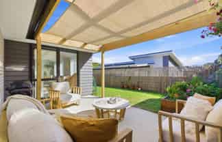 29 Pakanga Grove, Pyes Pa