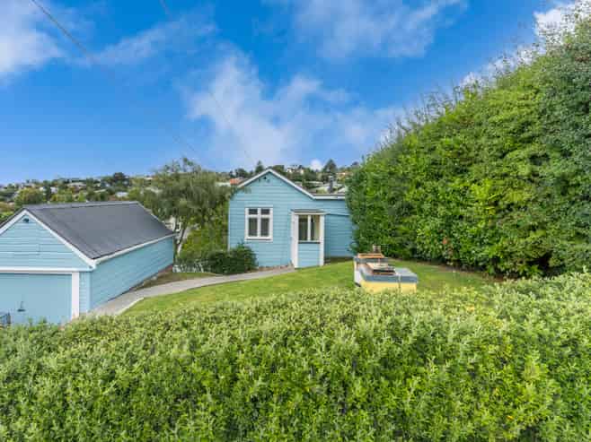 8 Dalry Street, Mornington