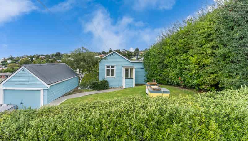 8 Dalry Street, Mornington