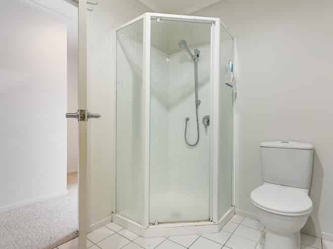 8/170 Mokoia Road, Chatswood